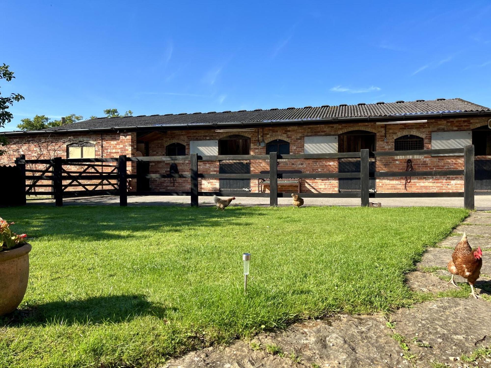 Priors Oak - A Cosy Studio With Countryside Views In Dorset Stalbridge Exterior foto