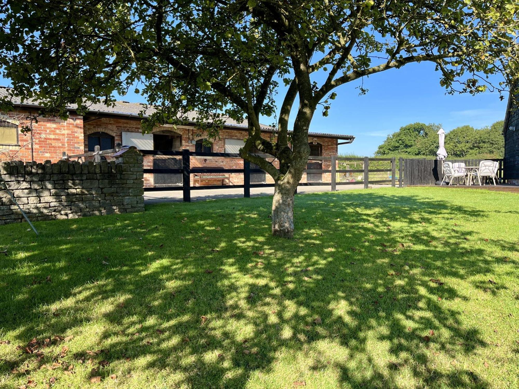 Priors Oak - A Cosy Studio With Countryside Views In Dorset Stalbridge Exterior foto
